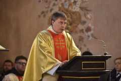 2025.11.11-Msza-w-intencji-ojczyzny-w-kosciele-Bernardynow-11