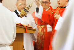 2024.05.16 MSZA NEOPREZBITERÓW W 1. ROCZNICĘ ŚWIĘCEŃ KAPŁAŃSKICH