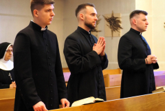 2024.05.16 MSZA NEOPREZBITERÓW W 1. ROCZNICĘ ŚWIĘCEŃ KAPŁAŃSKICH