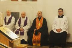 2025.11.02-Msza-i-procesja-na-starym-cmentarzu.-13