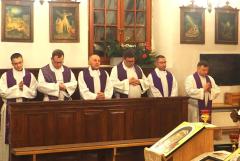 2025.11.02-Msza-i-procesja-na-starym-cmentarzu.-14