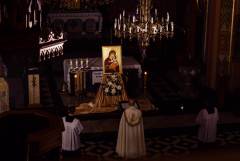 2026.03.25-Akatyst-ku-czci-Bogarodzicy-w-Kosciele-sw.-Rocha-15