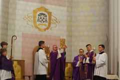 2026.02.18-Sroda-Popielcowa-w-Katedrze-16