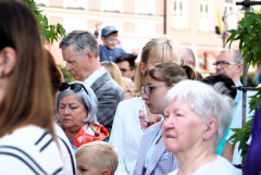 2024.05.30 EUCHARYSTIA Z PROCESJĄ W UROCZYSTOŚĆ NAJŚWIĘTSZEGO CIAŁA I KRWI CHRYSTUSA