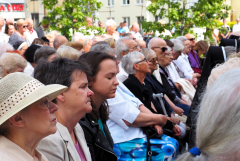 2024.05.30 EUCHARYSTIA Z PROCESJĄ W UROCZYSTOŚĆ NAJŚWIĘTSZEGO CIAŁA I KRWI CHRYSTUSA