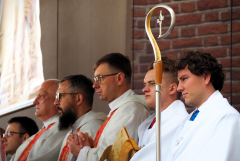 2024.05.30 EUCHARYSTIA Z PROCESJĄ W UROCZYSTOŚĆ NAJŚWIĘTSZEGO CIAŁA I KRWI CHRYSTUSA