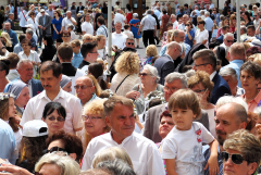 2024.05.30 EUCHARYSTIA Z PROCESJĄ W UROCZYSTOŚĆ NAJŚWIĘTSZEGO CIAŁA I KRWI CHRYSTUSA